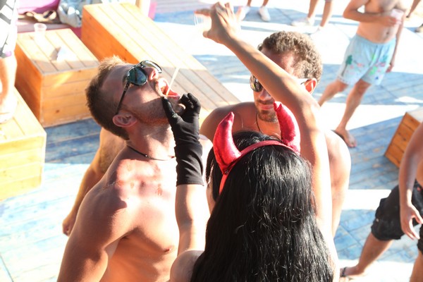 Champagne Showers 
